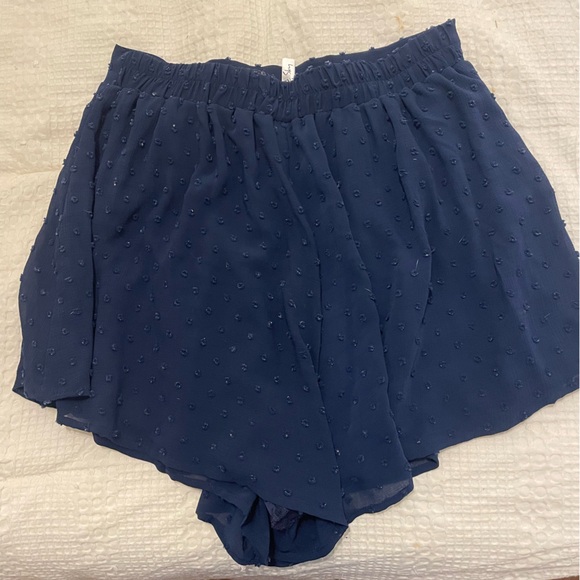 Lucy In The Sky shorts - Picture 2 of 3